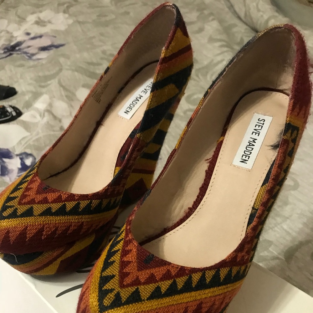 Steve Madden Wedges